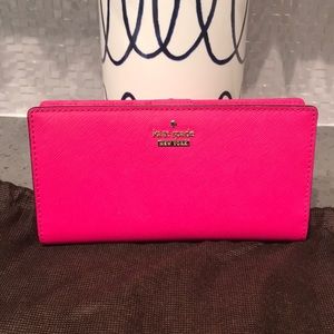Kate Spade ♠️ pink wallet